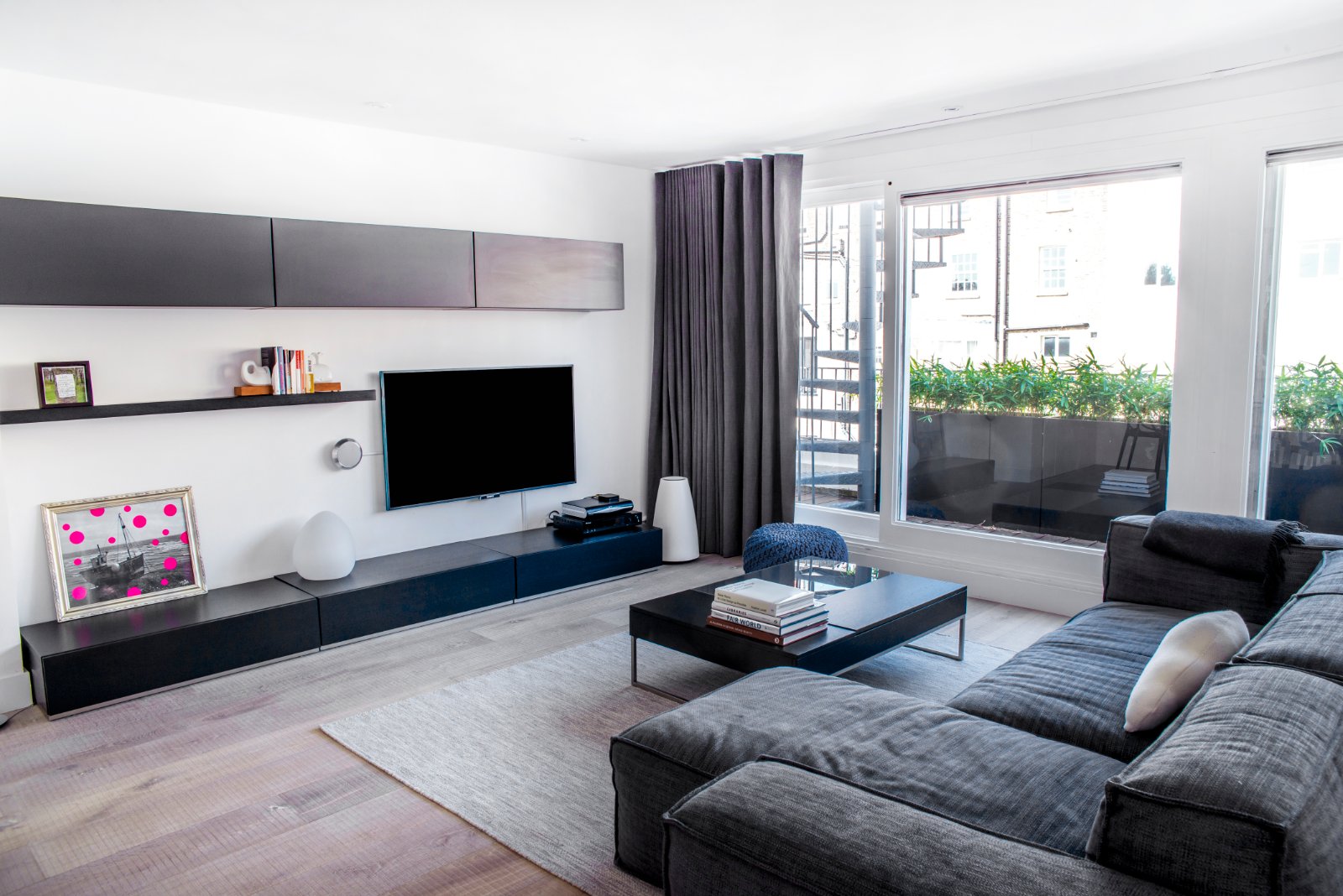 2 bedroom flat for sale 0