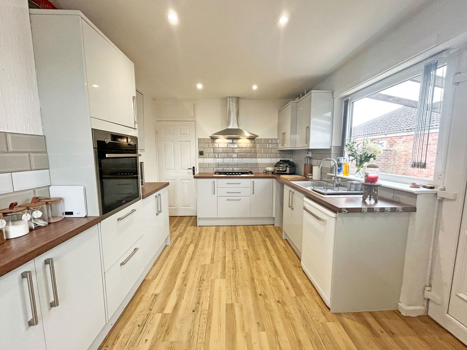 39, Dawson Drive, Skegness photo 3