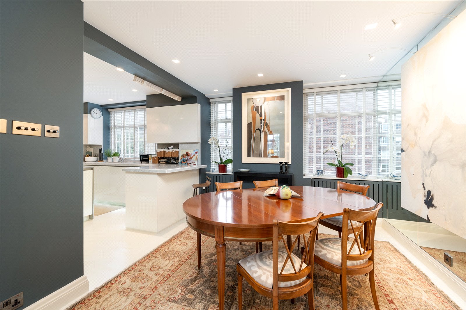 3 bedroom flat for sale 0