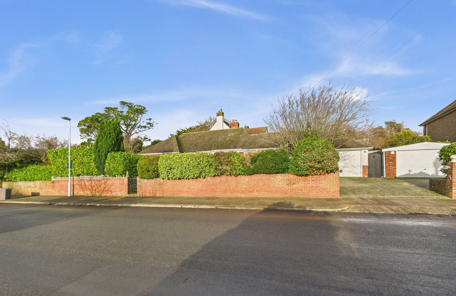 90, Hayling Rise, Worthing photo 4