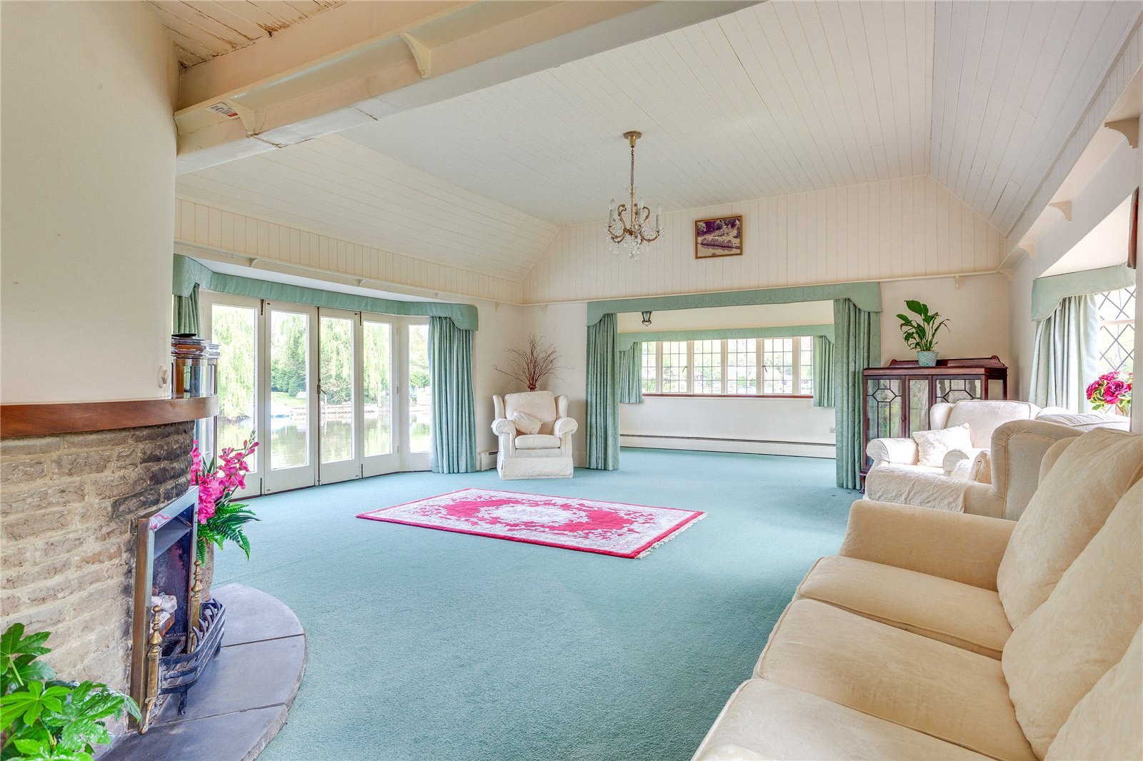 7 bedroom detached house for sale 0