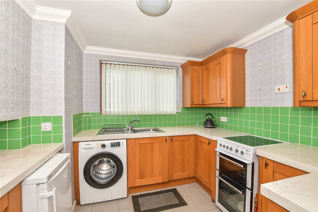 Sandhurst Road, Tunbridge Wells photo 4