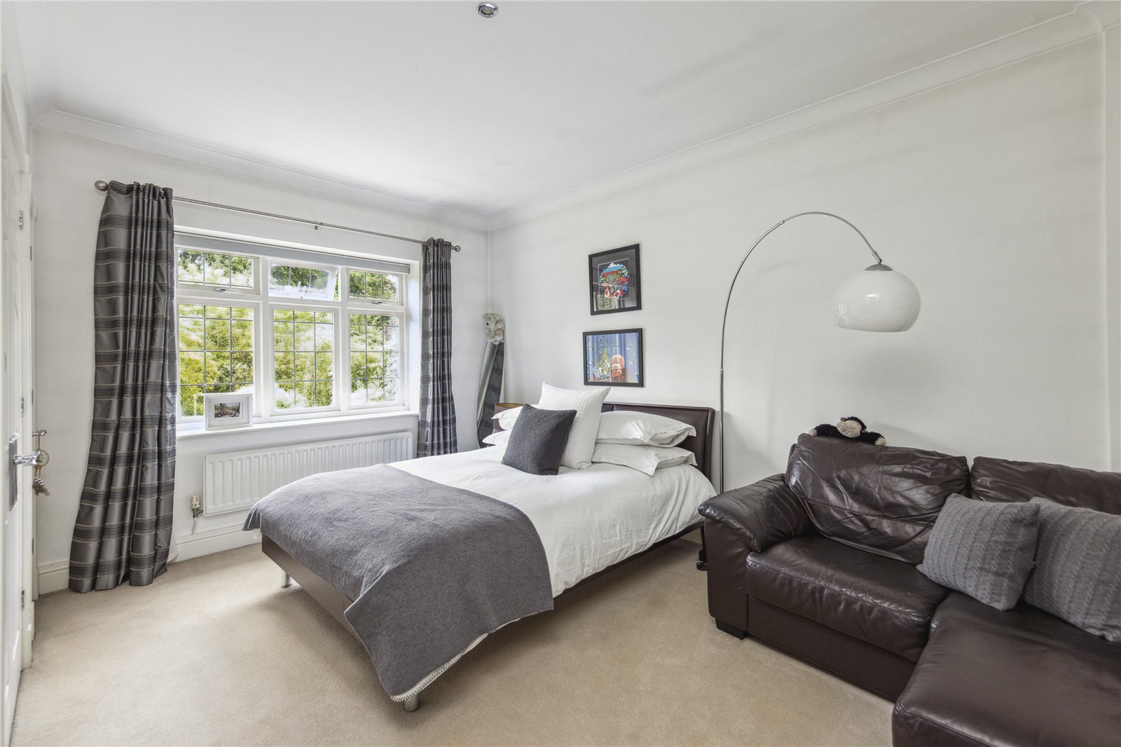 Photos of Steels Lane, Oxshott, Leatherhead, Surrey KT22 62483404