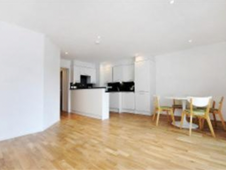 2 bedroom flat for sale 0