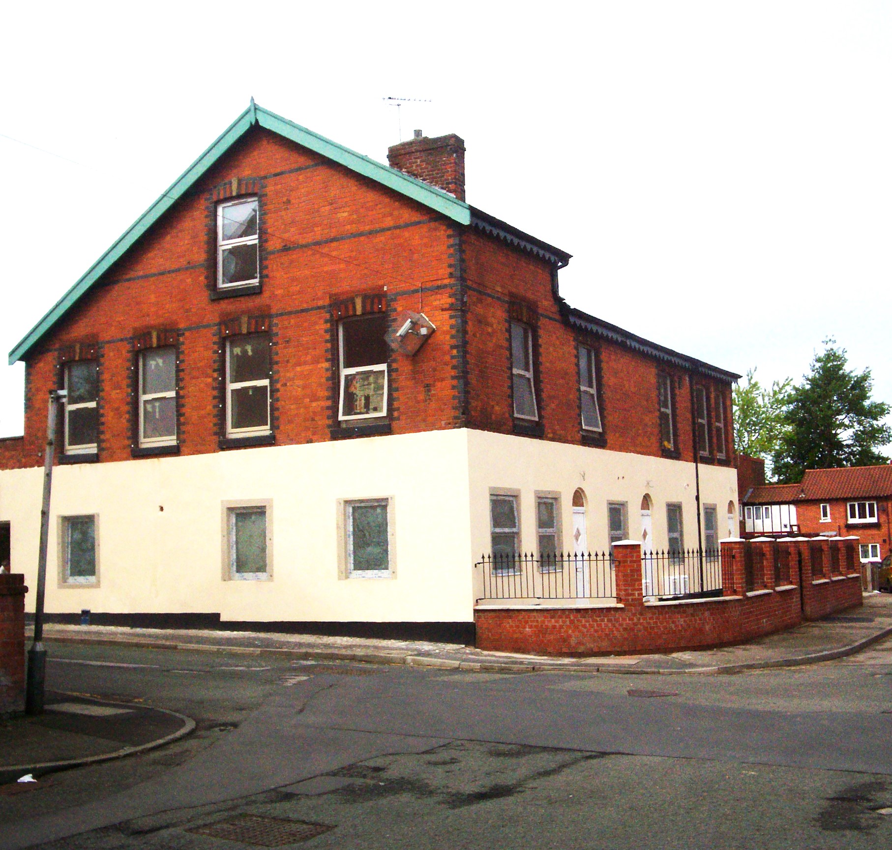 block of flats for sale 0