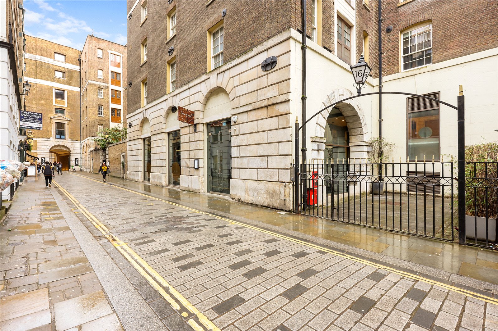 2 Tapestry Building, 16, New Street, London photo 4