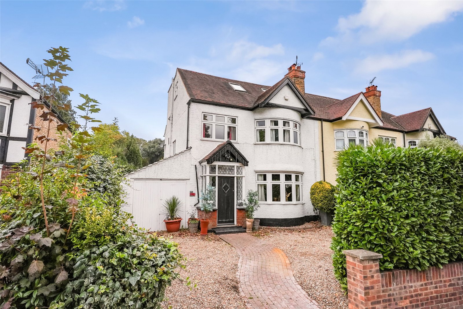 6 bedroom detached house for sale