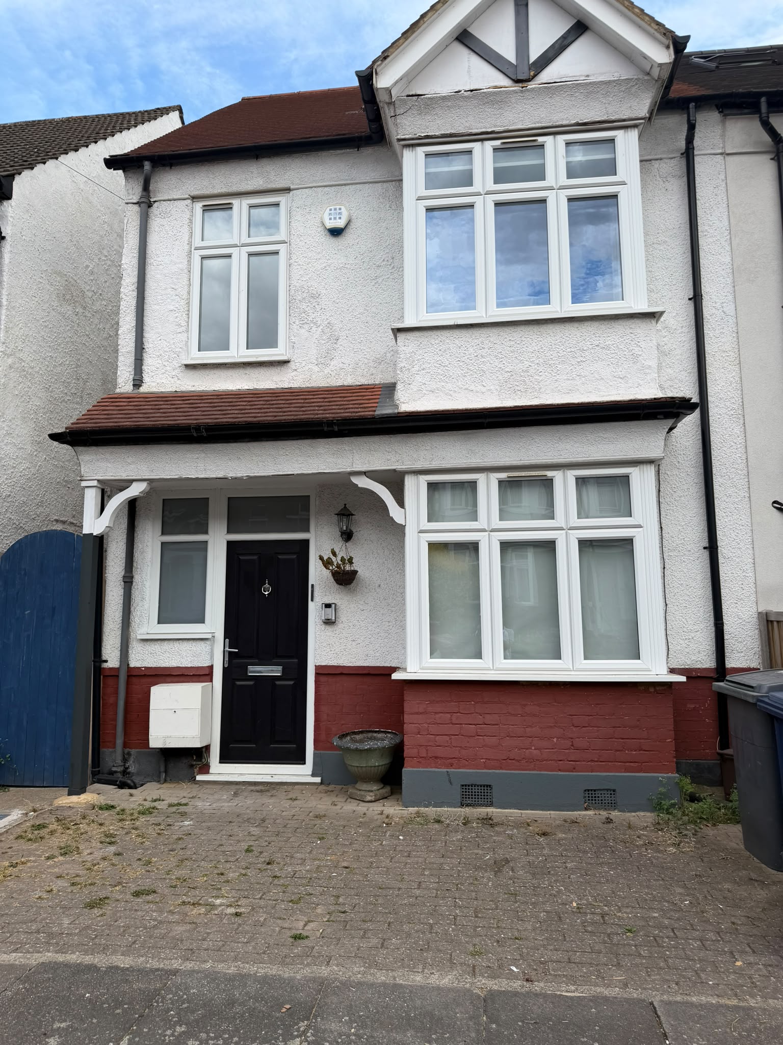 Albert Road, Hendon, London photo 2