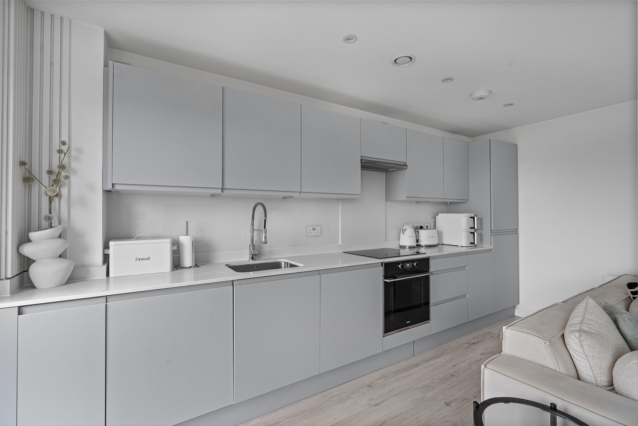 92, Orchid Court, 1, West Street, Watford floorplan