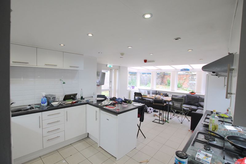 142, Cathays Terrace, Cardiff photo 3