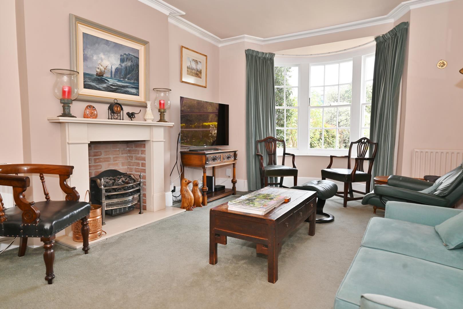 5 bedroom semi-detached house for sale 0