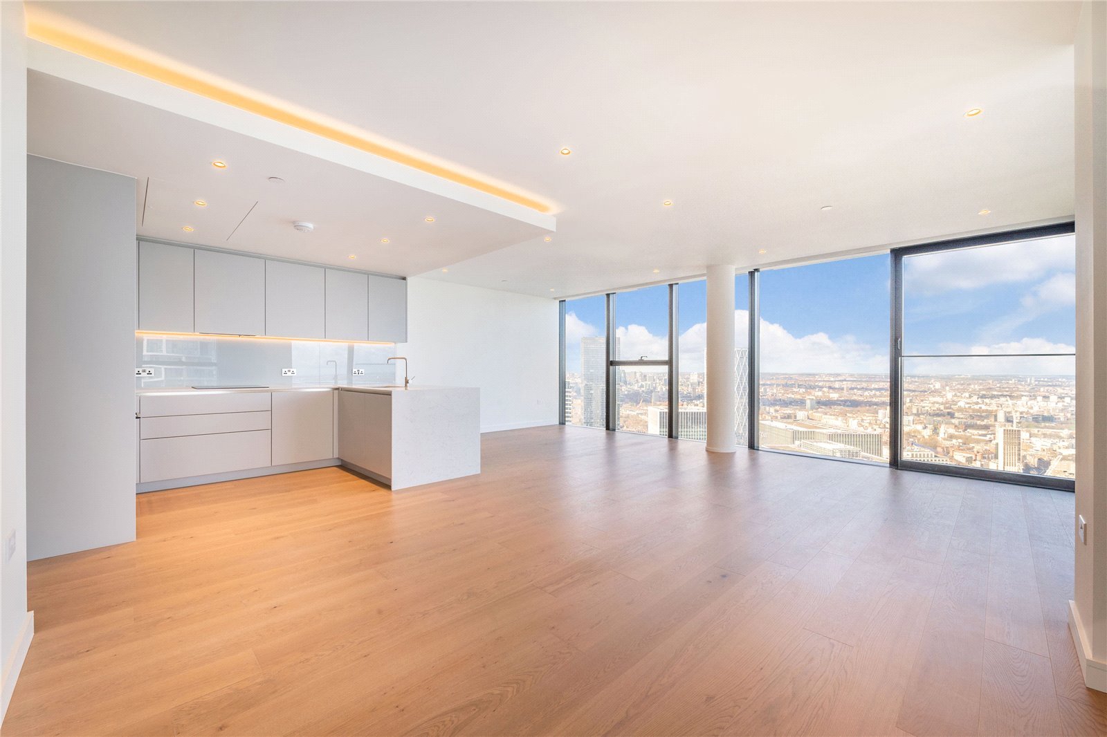 3 bedroom flat for sale 0
