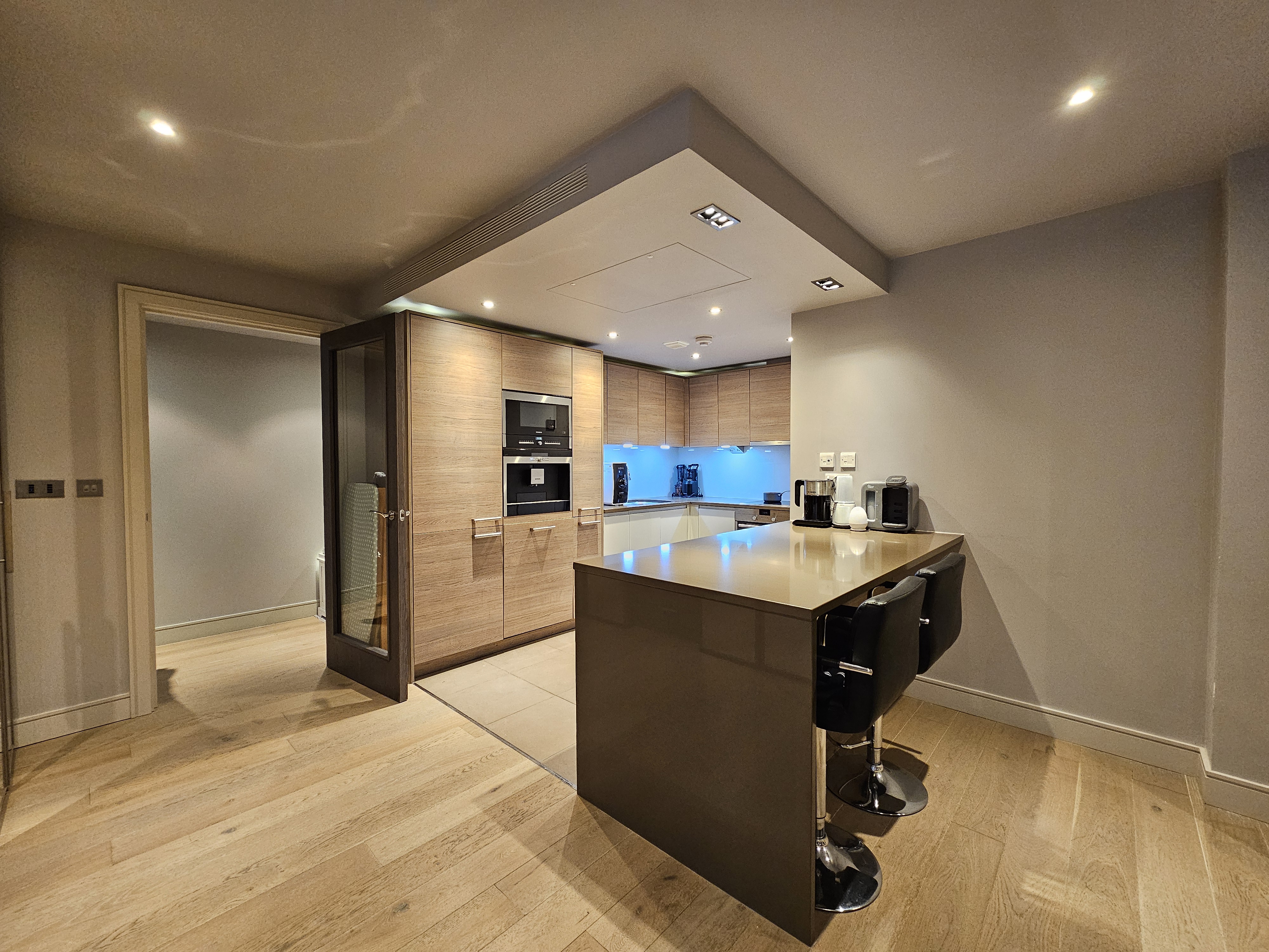 2 bedroom flat for sale 0