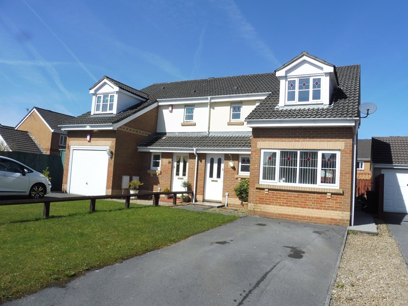 Free property report 10 Cyfarthfa Gardens, Cefn Coed, Merthyr Tydfil