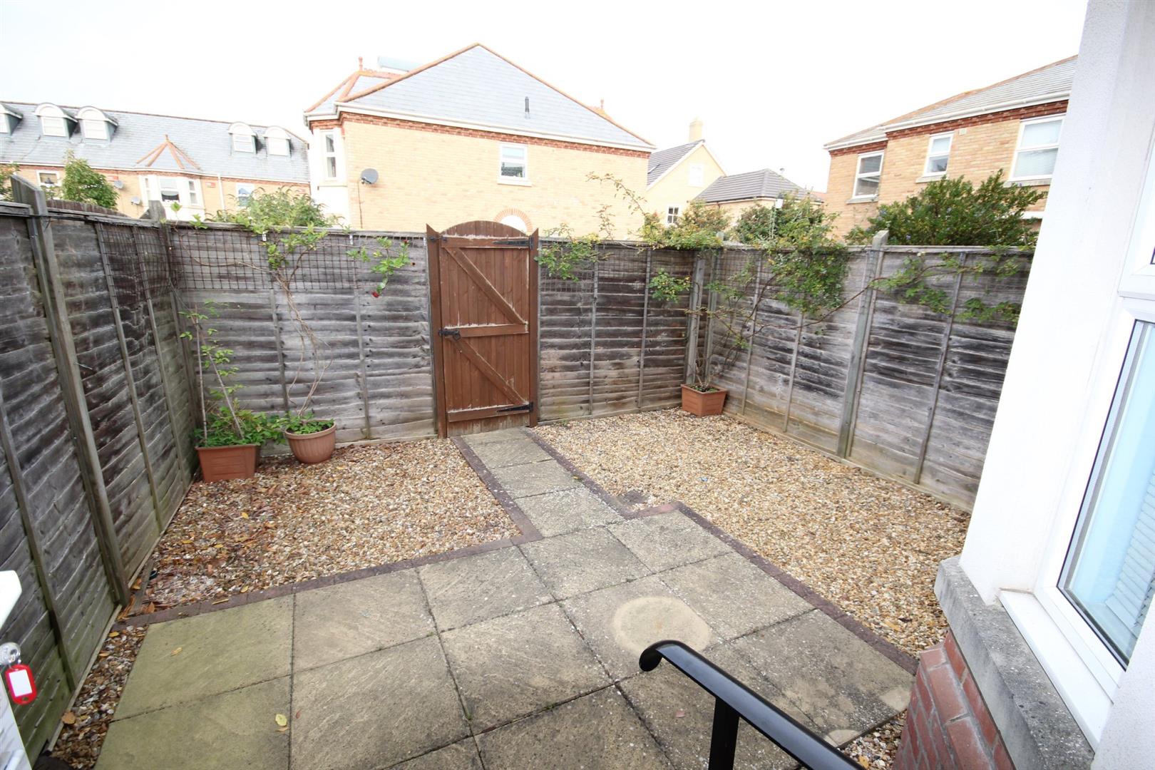 6, Cootes Meadow, St. Ives photo 3