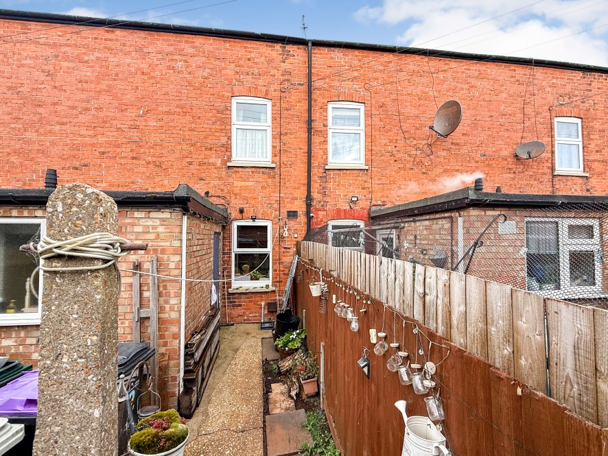 2 Cross Street, Skegness PE25 3RH photo 4