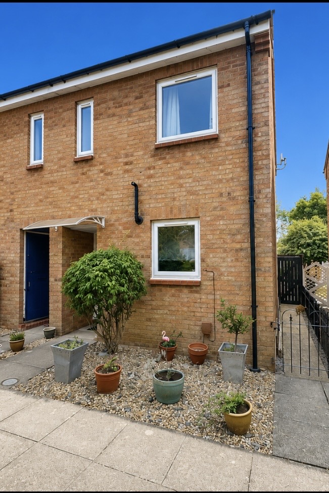 60, Dexter Avenue, Milton Keynes photo 4