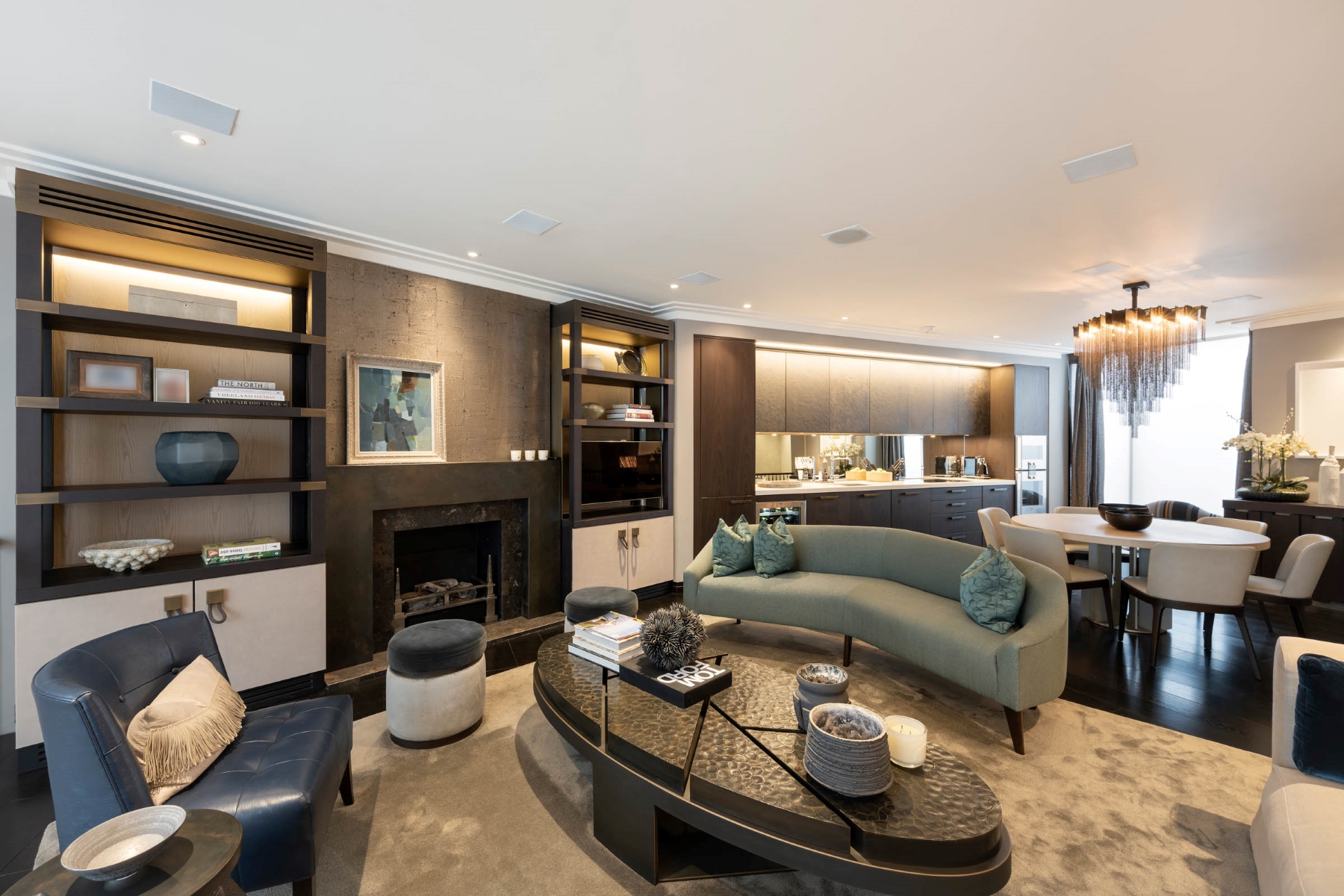 3 bedroom triplex for sale 0