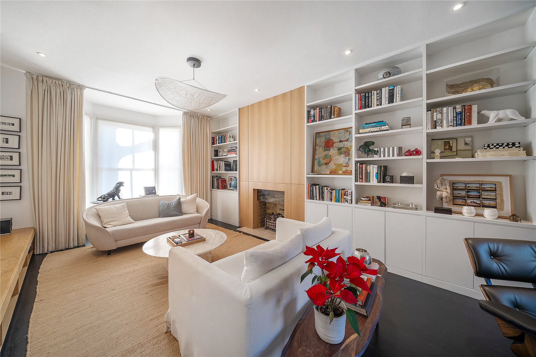 4 bedroom flat for sale