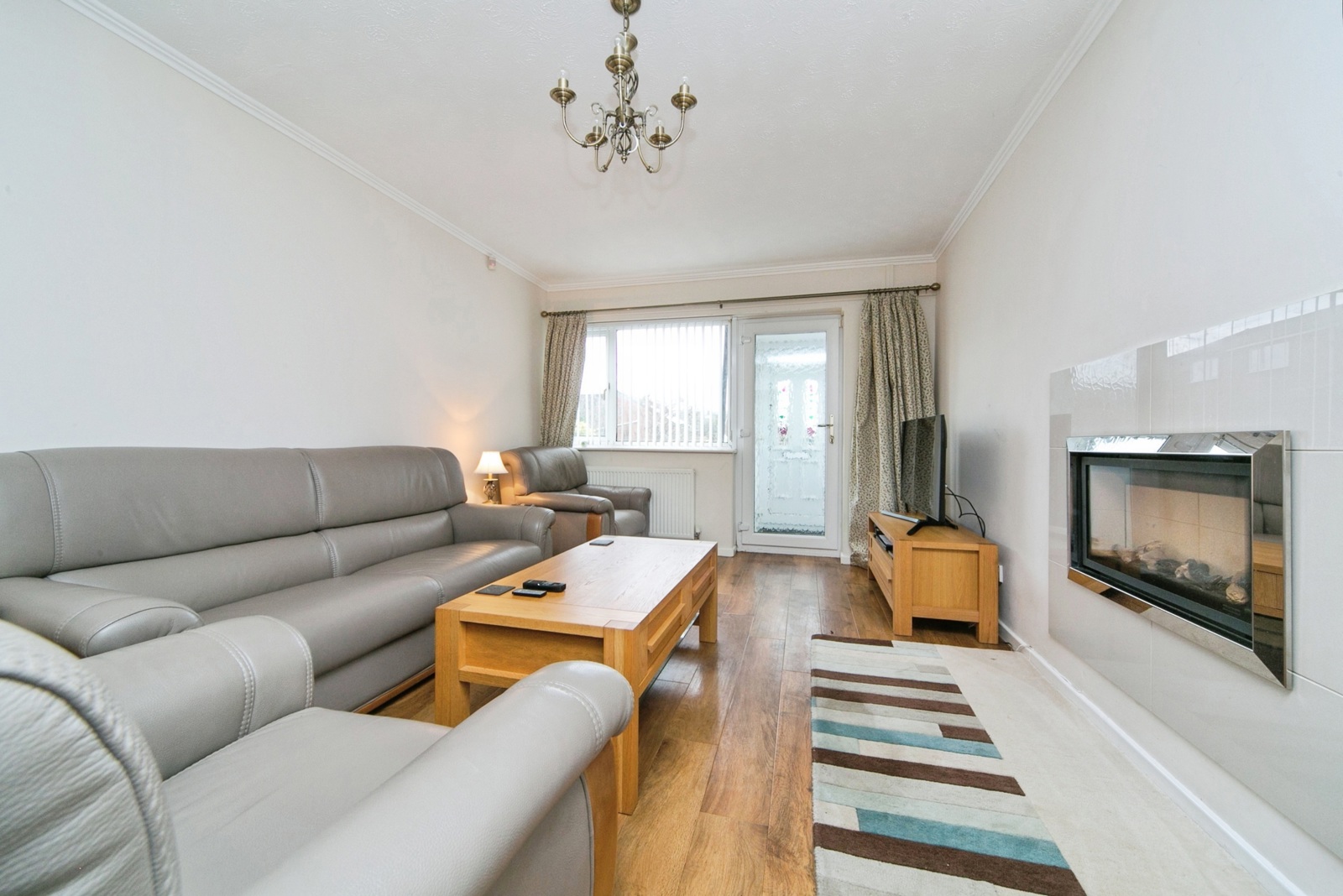 44, Rhodfa Wen, Colwyn Bay photo 3