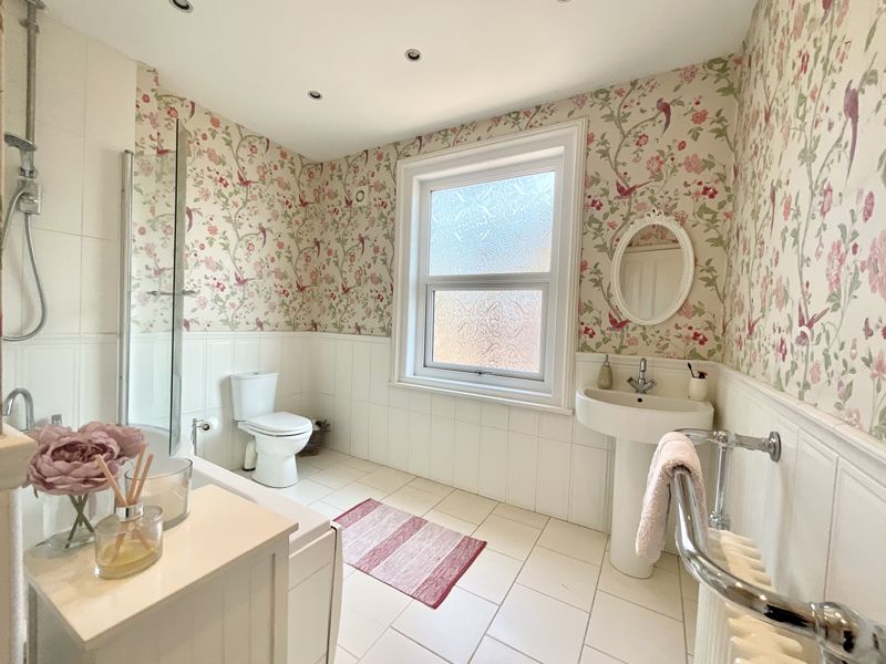 Photos of Granville Avenue, NewcastleUnderLyme ST5 64944311