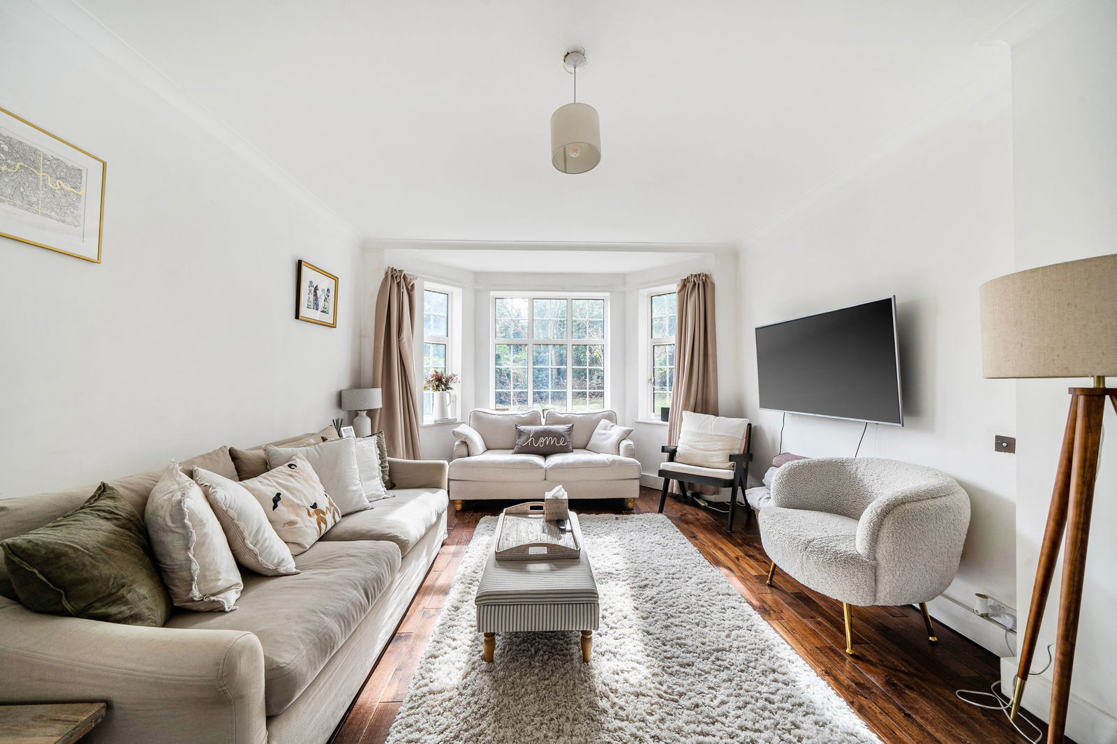 5 bedroom detached house for sale 0