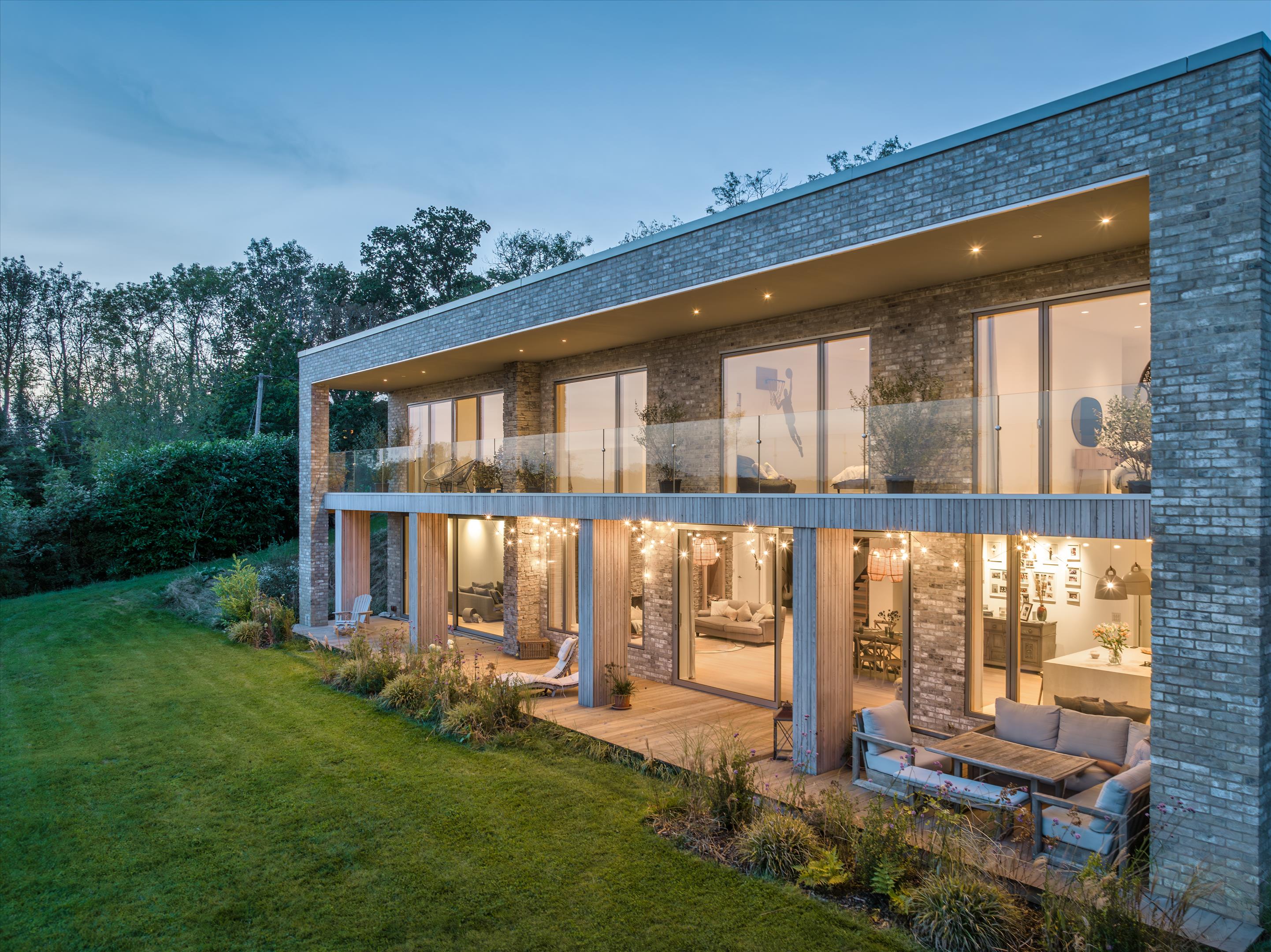 Photos of Summerfield Lane, Frensham, Farnham, Surrey GU10. 65771909