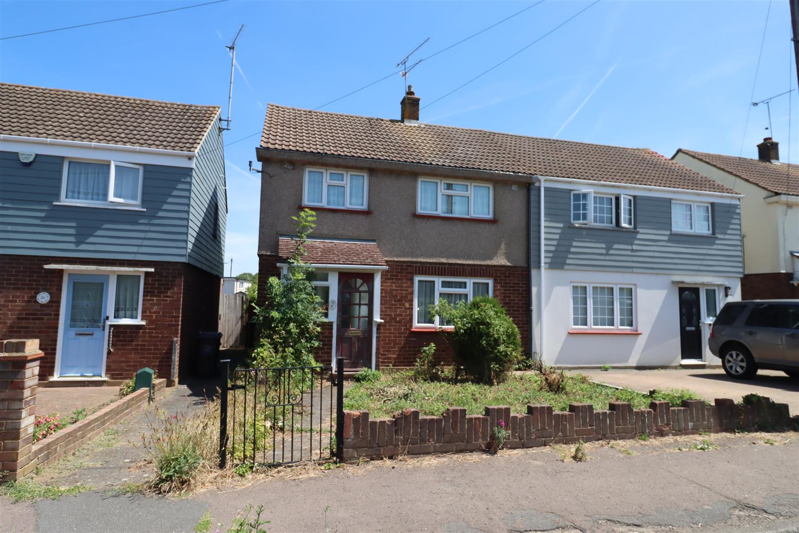 32, Laurel Avenue, Wickford photo 5