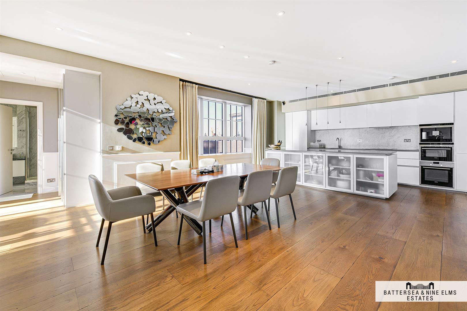 3 bedroom flat for sale 0