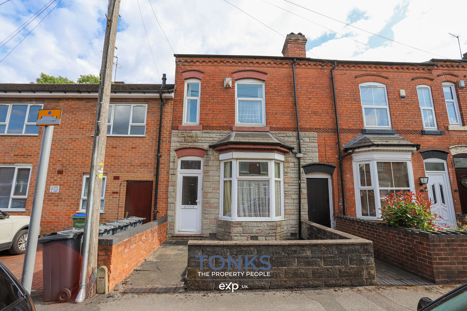 2-bed terraced on Sherwood Road, Smethwick B67, £140,000