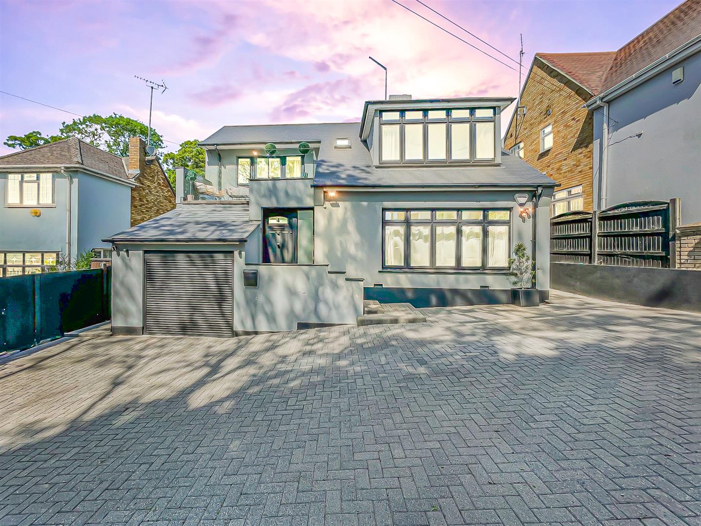 Photos of The Knoll, Rayleigh SS6 62107238 PrimeLocation