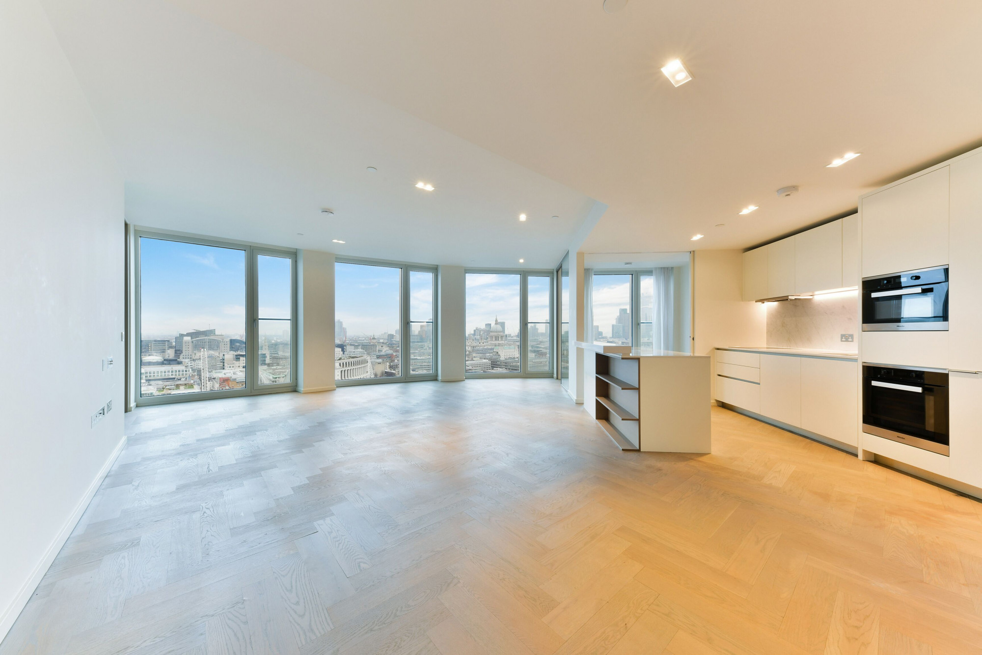 2 bedroom flat for sale 0