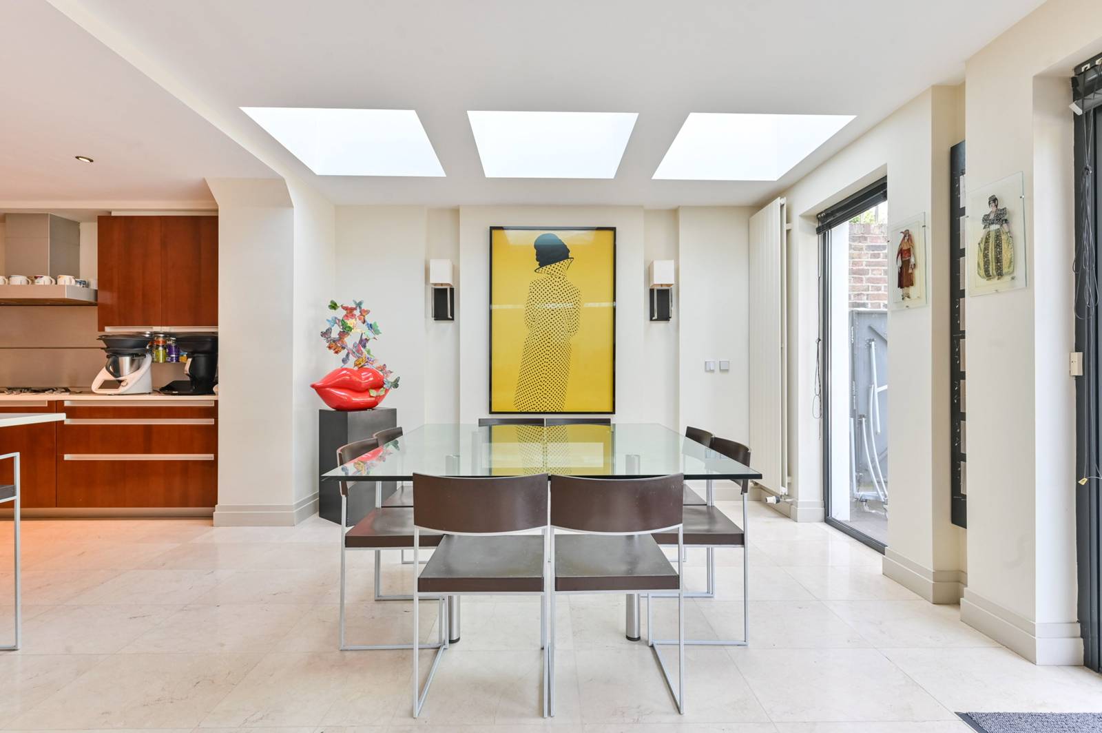 7 bedroom semi-detached house for sale 0