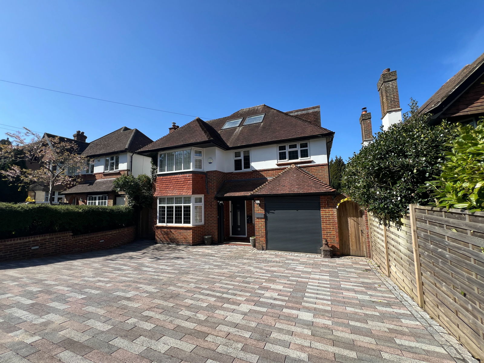 5 bedroom detached house for sale 0