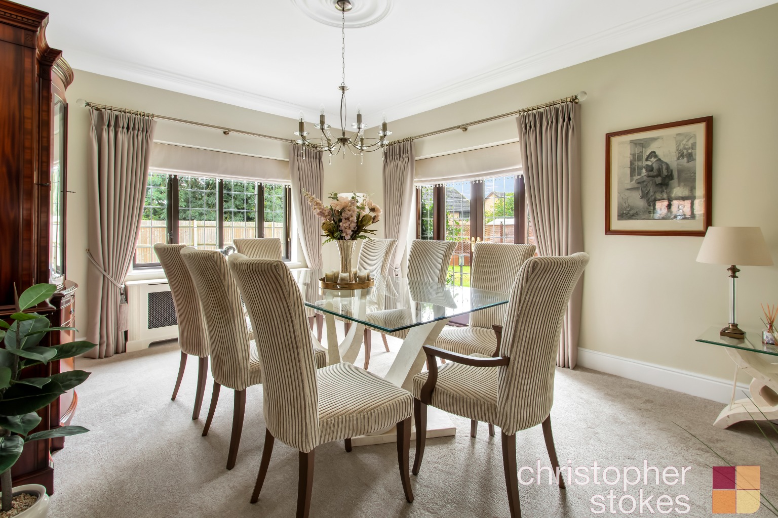 5 bedroom detached house for sale 0