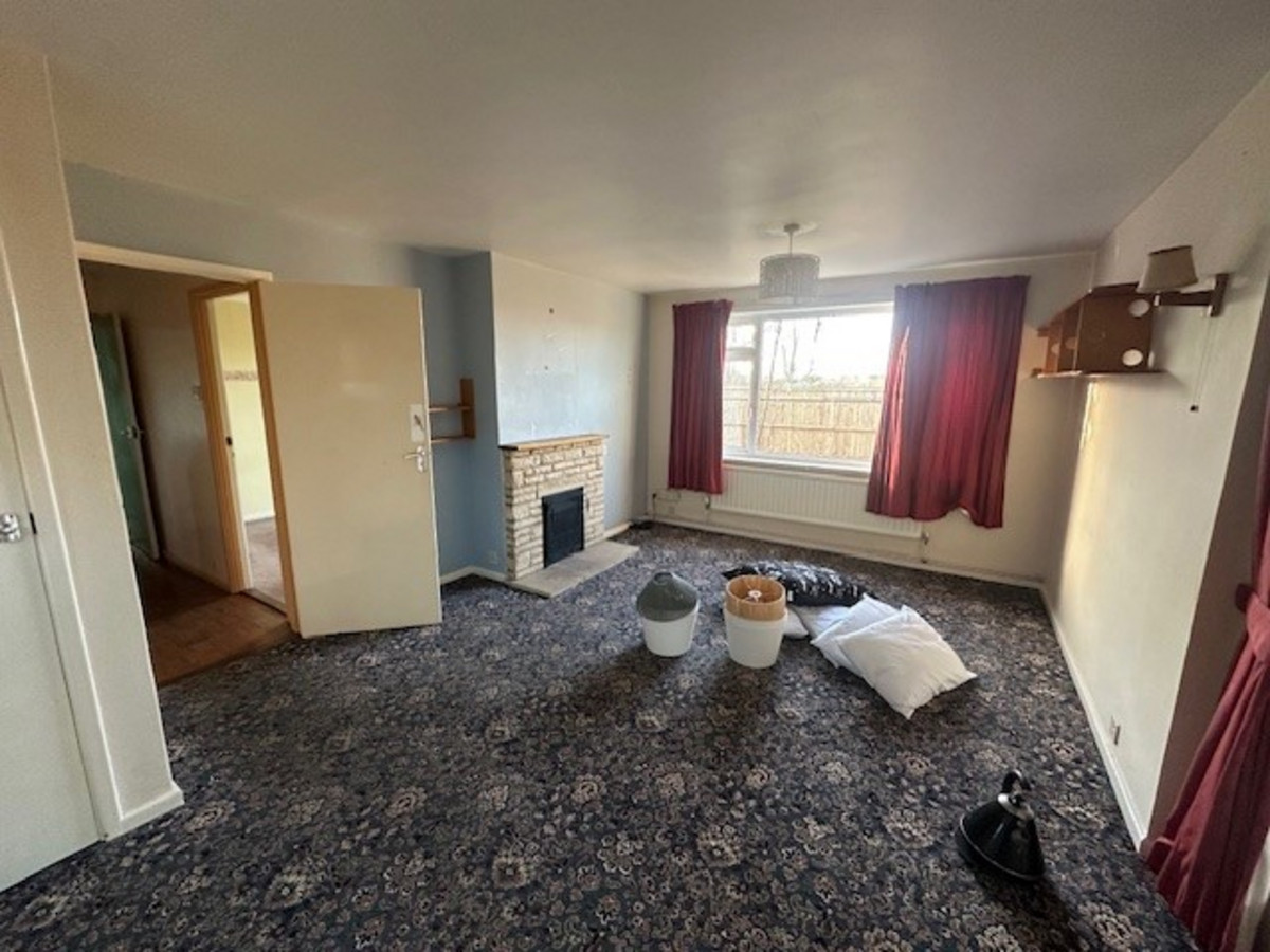 10, Queens Avenue, Wallingford photo 3