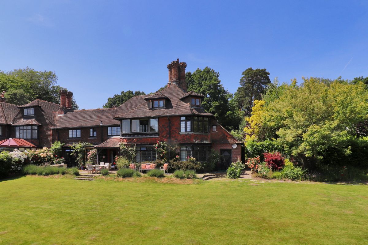 3 bedroom detached house for sale in Lewes