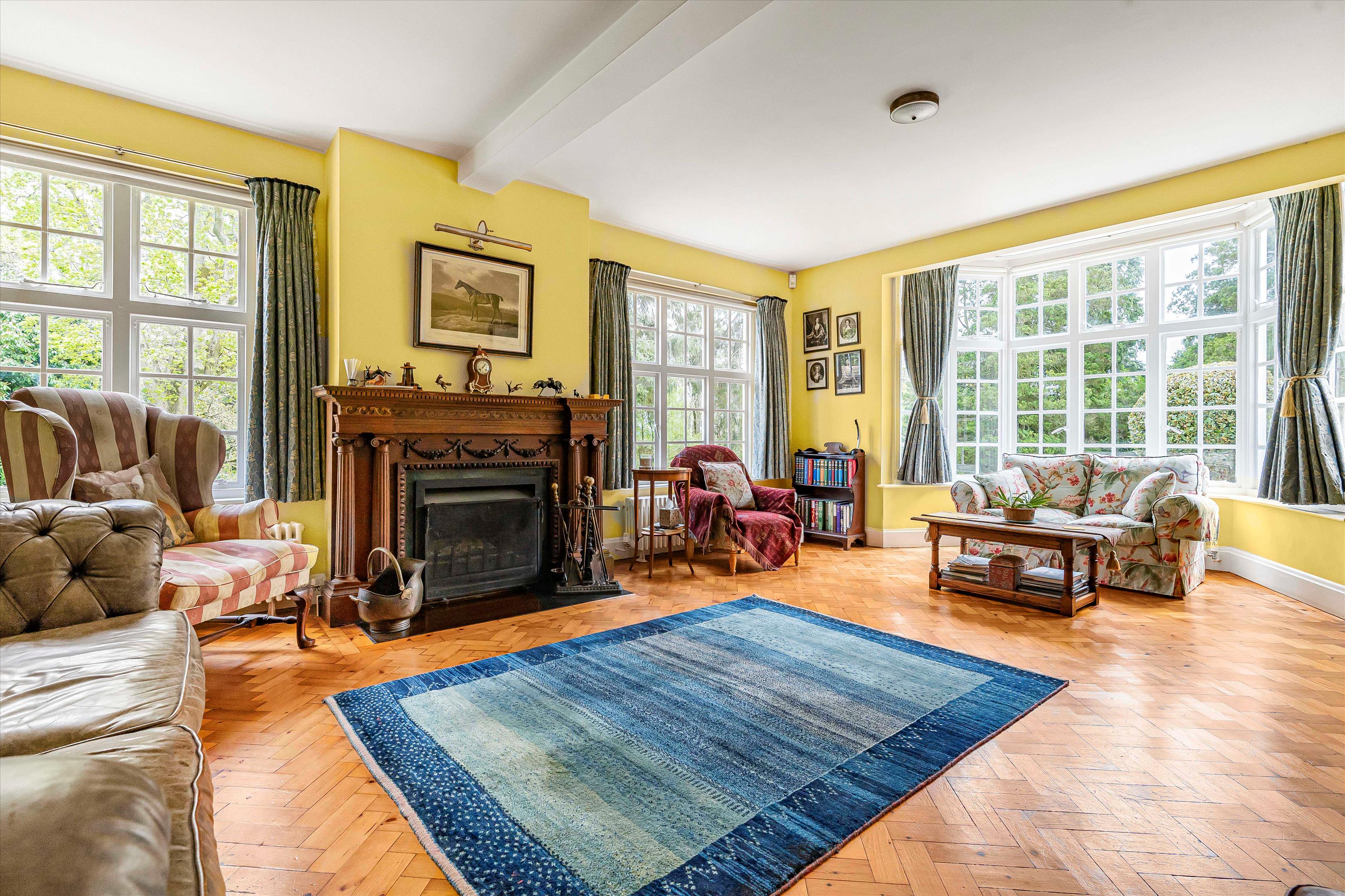 5 bedroom detached house for sale 0