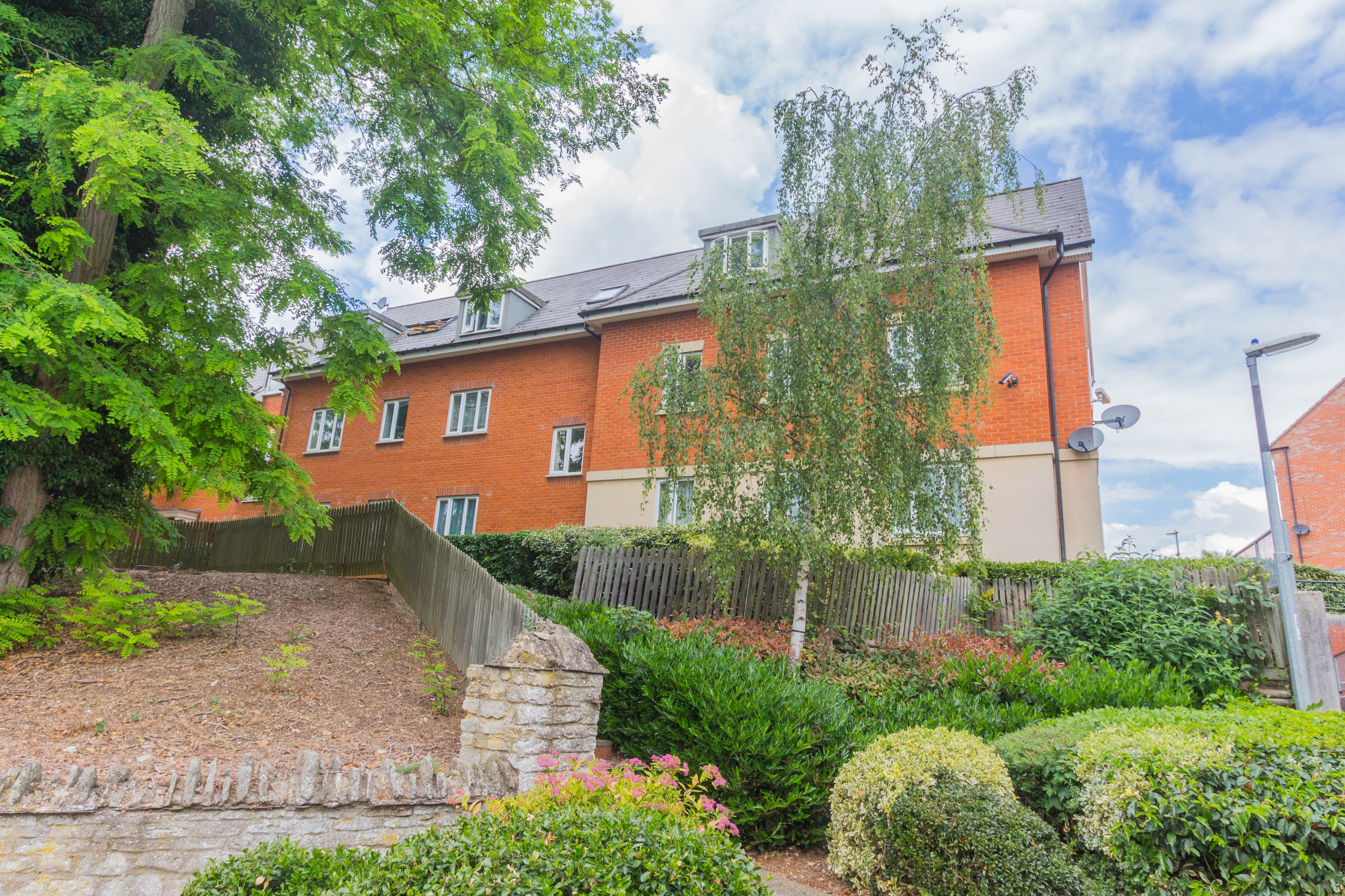 1-bed flat on 37, Rectory Gardens, Irthlingborough, £110,000