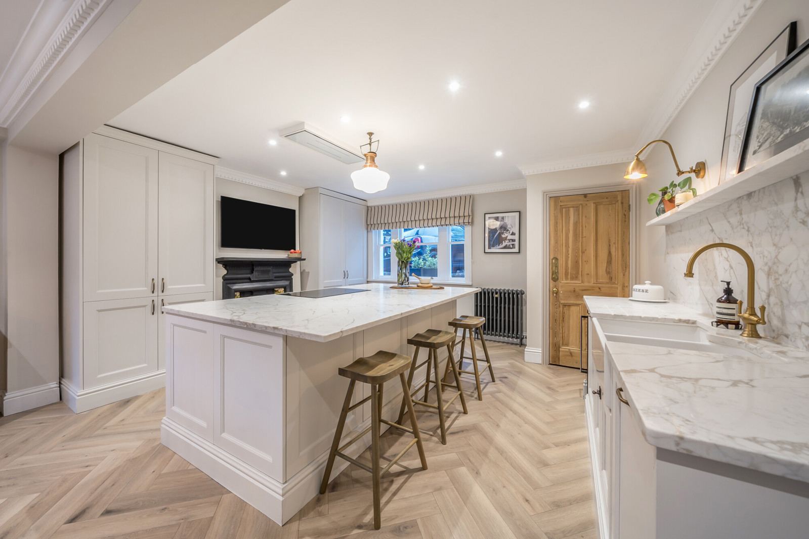 3 bedroom semi-detached house for sale 0