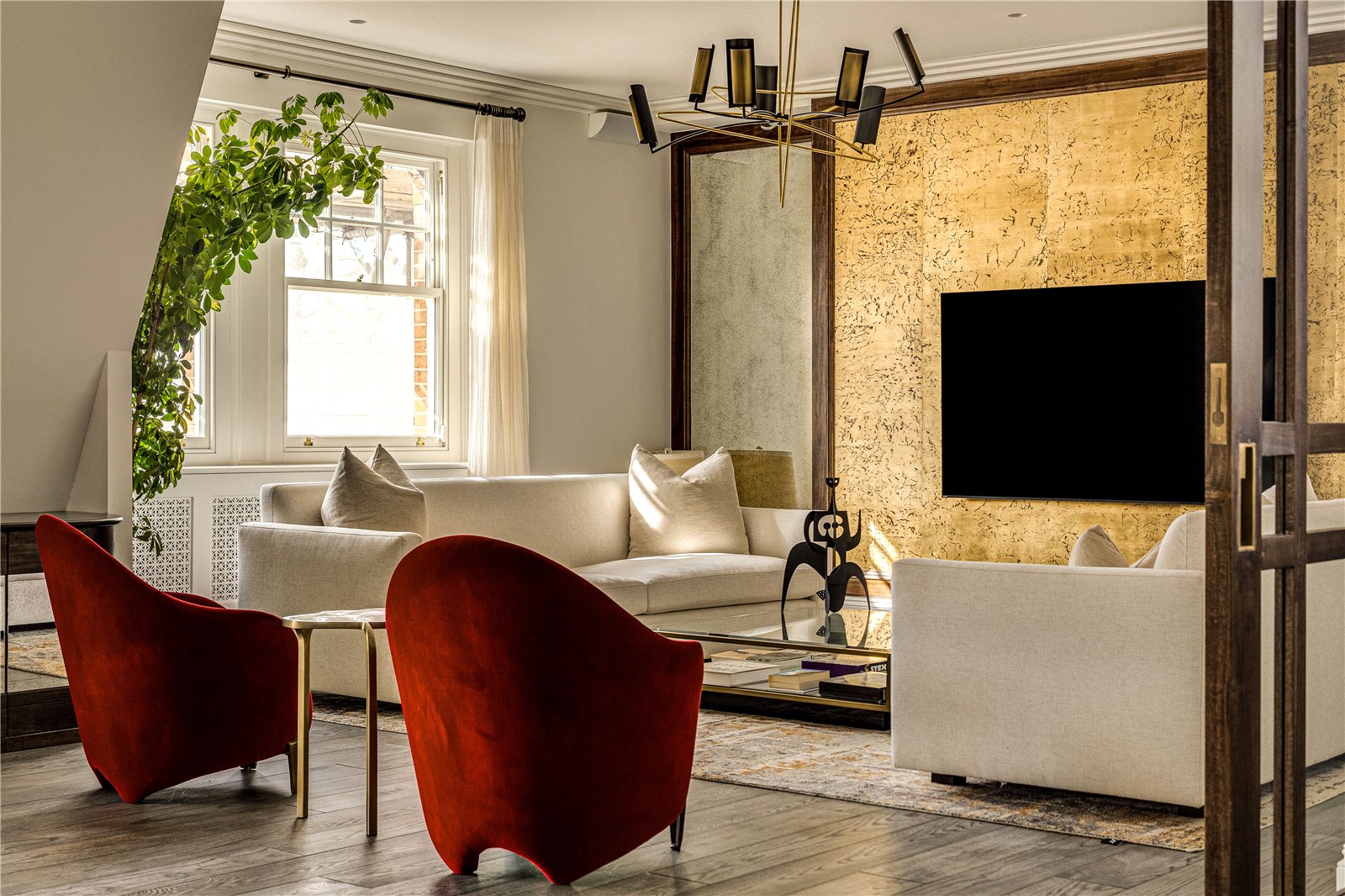 3 bedroom flat for sale 0