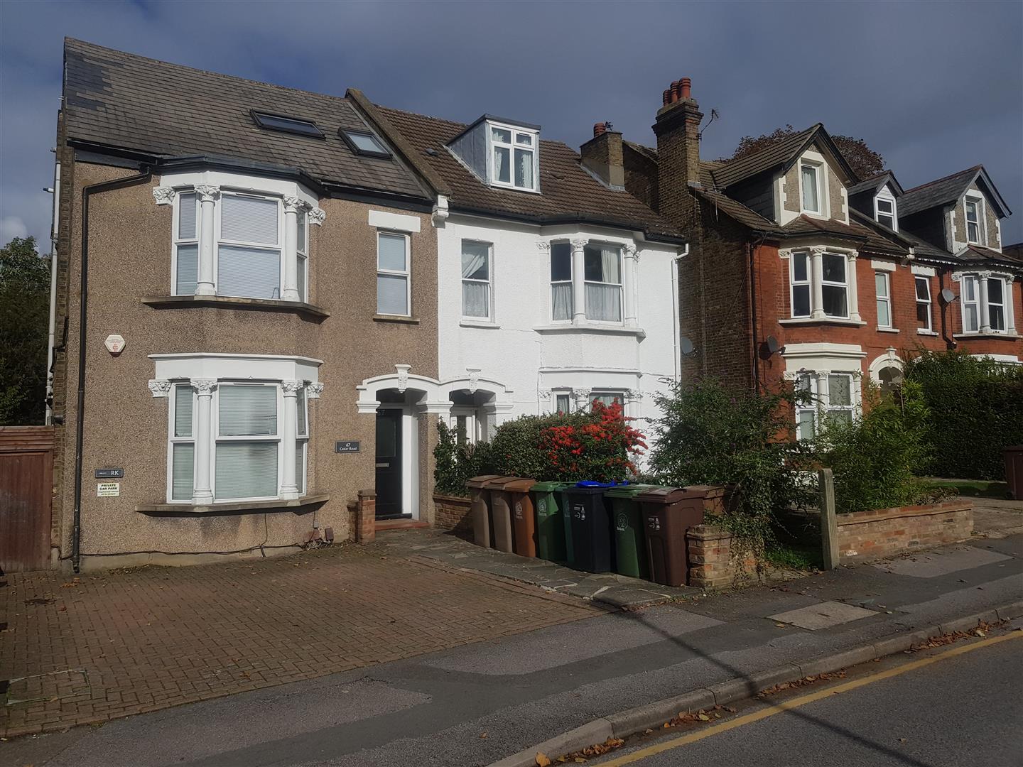 Flat 4, 67, Cedar Road, Surrey photo 5