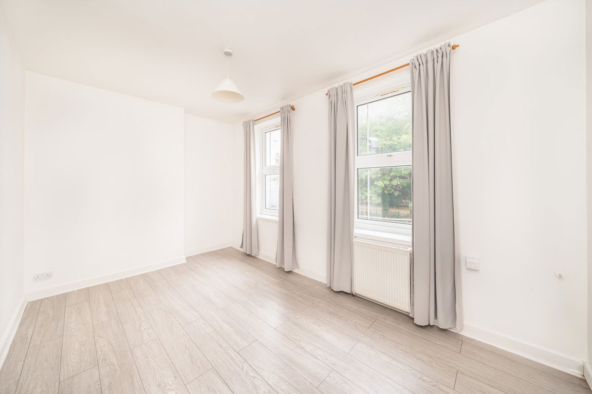 Flat 2, 49, Kingston Hill, Kingston Upon Thames photo 5