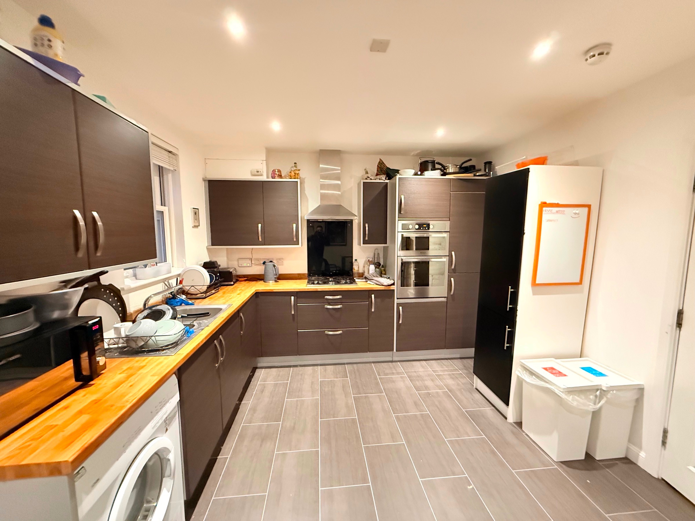 Room 3, 25 Garland Road, Colchester photo 4