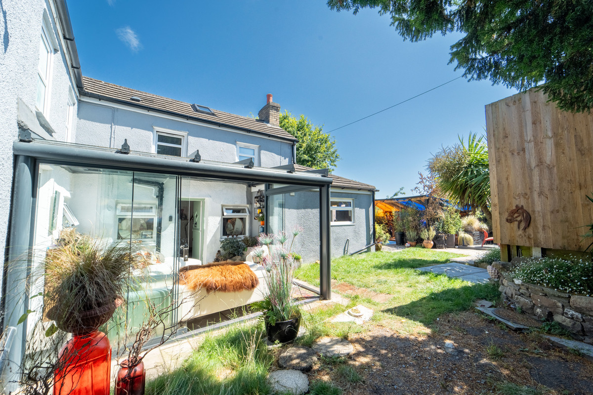 5-bed detached on 44, St. Johns Crescent, Newport, £450,000