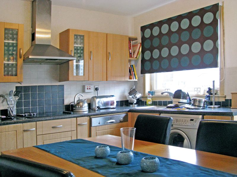 Free Property Report 8 Cappers Court Kelso TD5 7NG Chimnie free-property-report-8-cappers-court-kelso-td5-7ng-chimnie