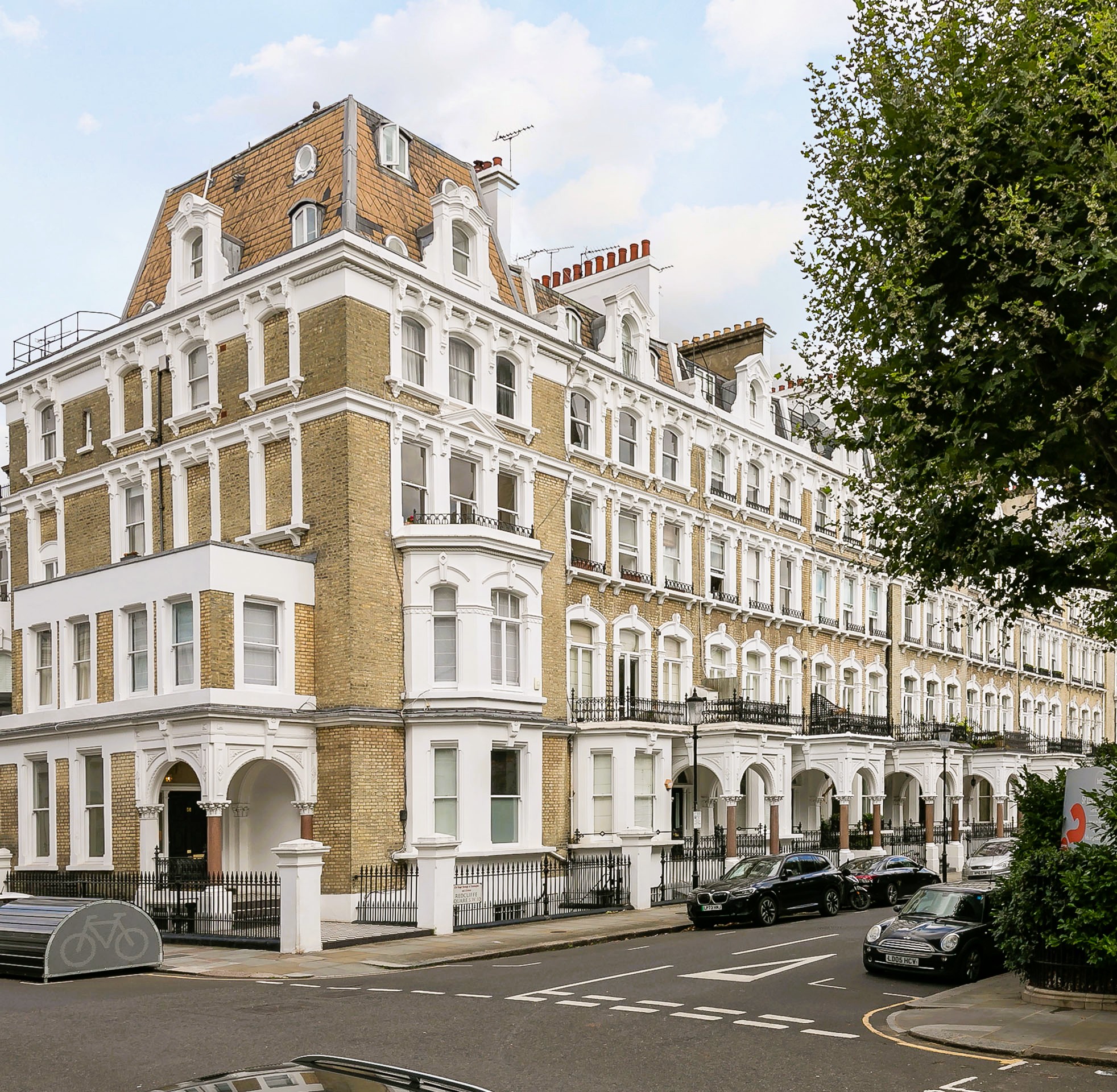 2 bedroom flat for sale 0