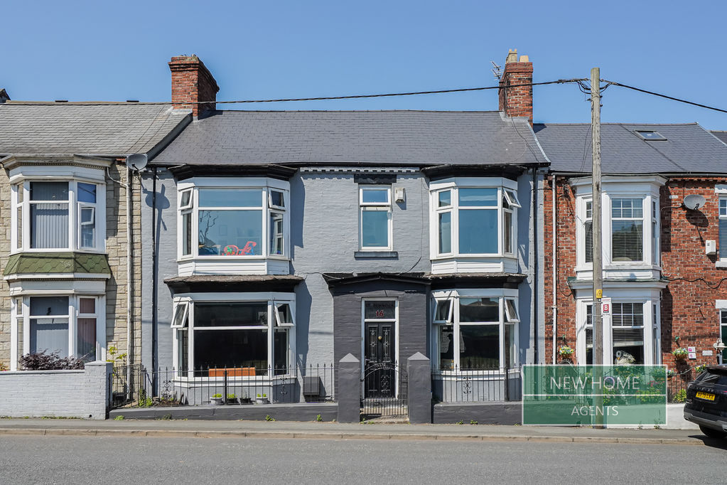 5 bed terraced house for sale