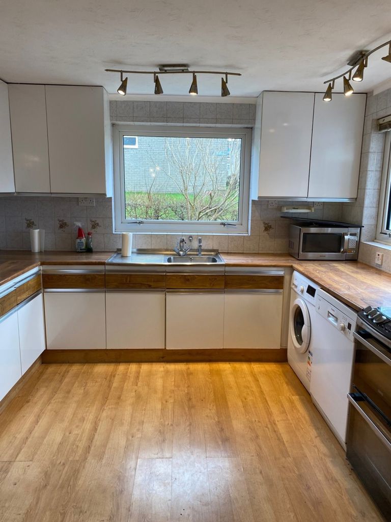 214, Grace Way, Herts. photo 4