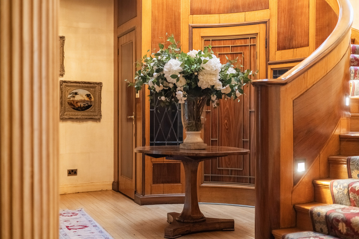 7 bedroom detached house for sale 0